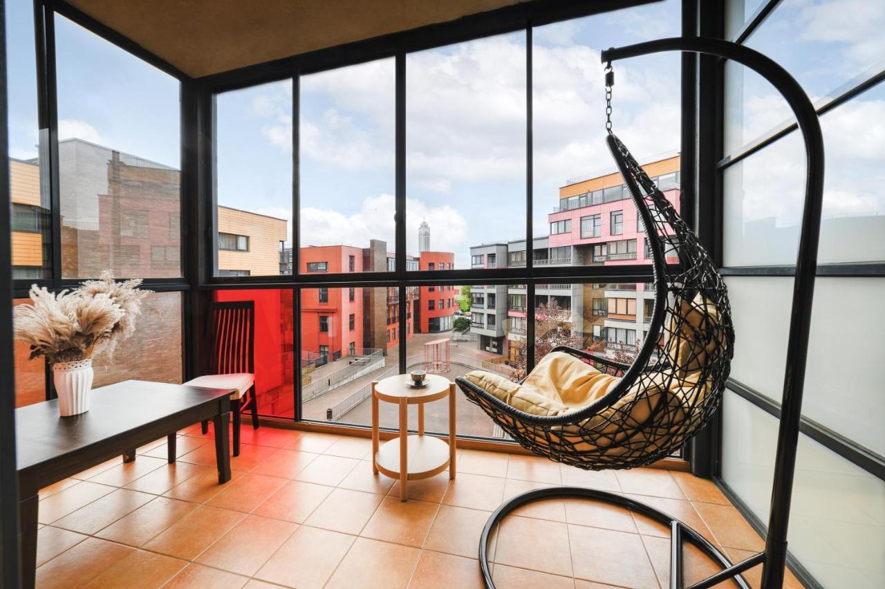 Ona'S Apartment In City Center With Private Parking カウナス エクステリア 写真